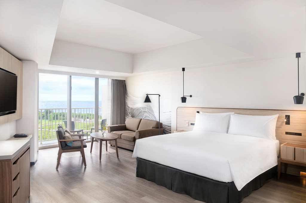 Hilton Okinawa Sesoko Resort Motobu Room photo