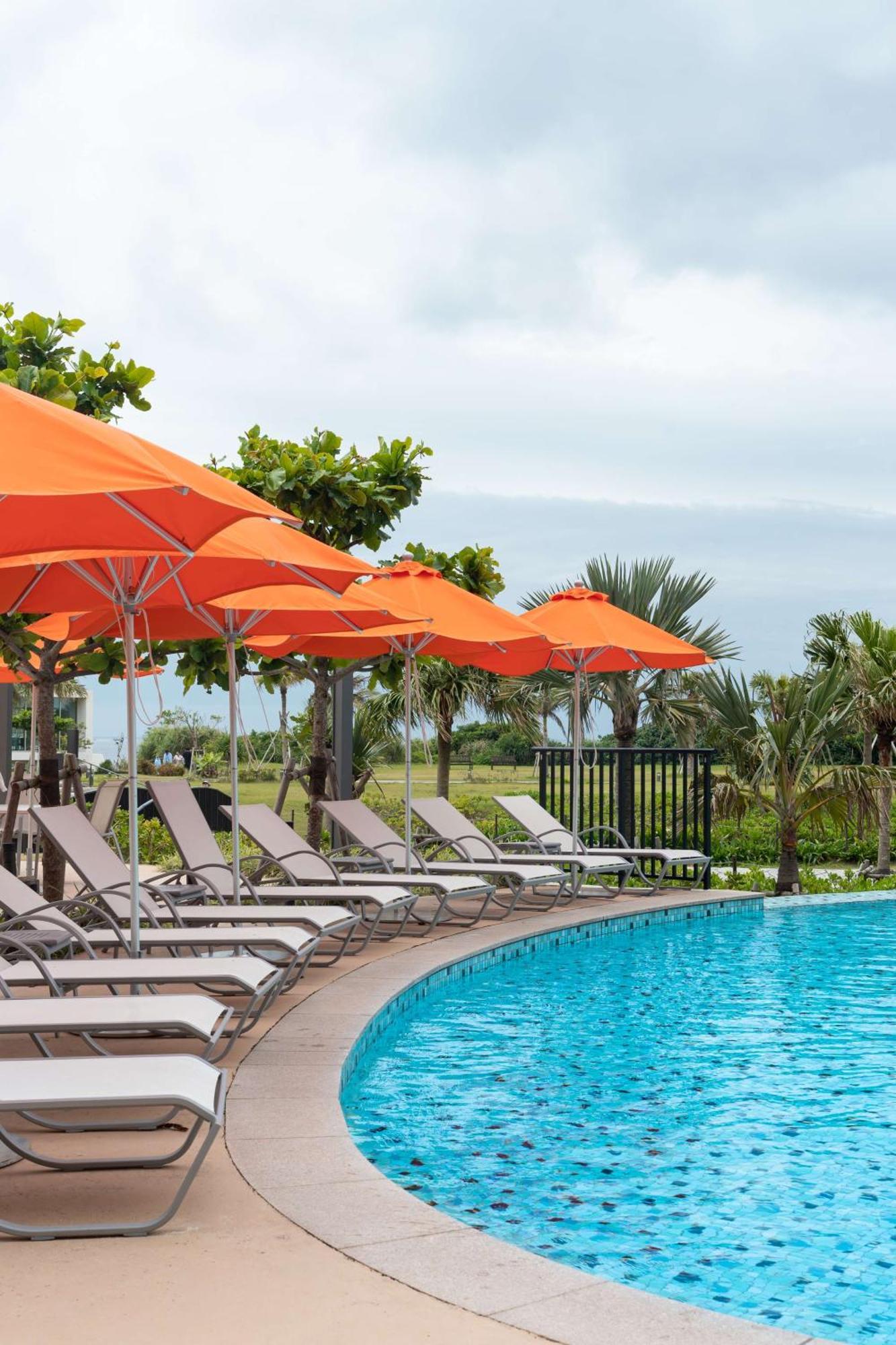 Hilton Okinawa Sesoko Resort Motobu Exterior photo