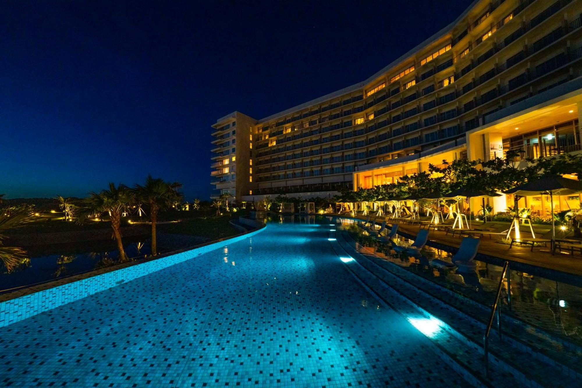 Hilton Okinawa Sesoko Resort Motobu Exterior photo