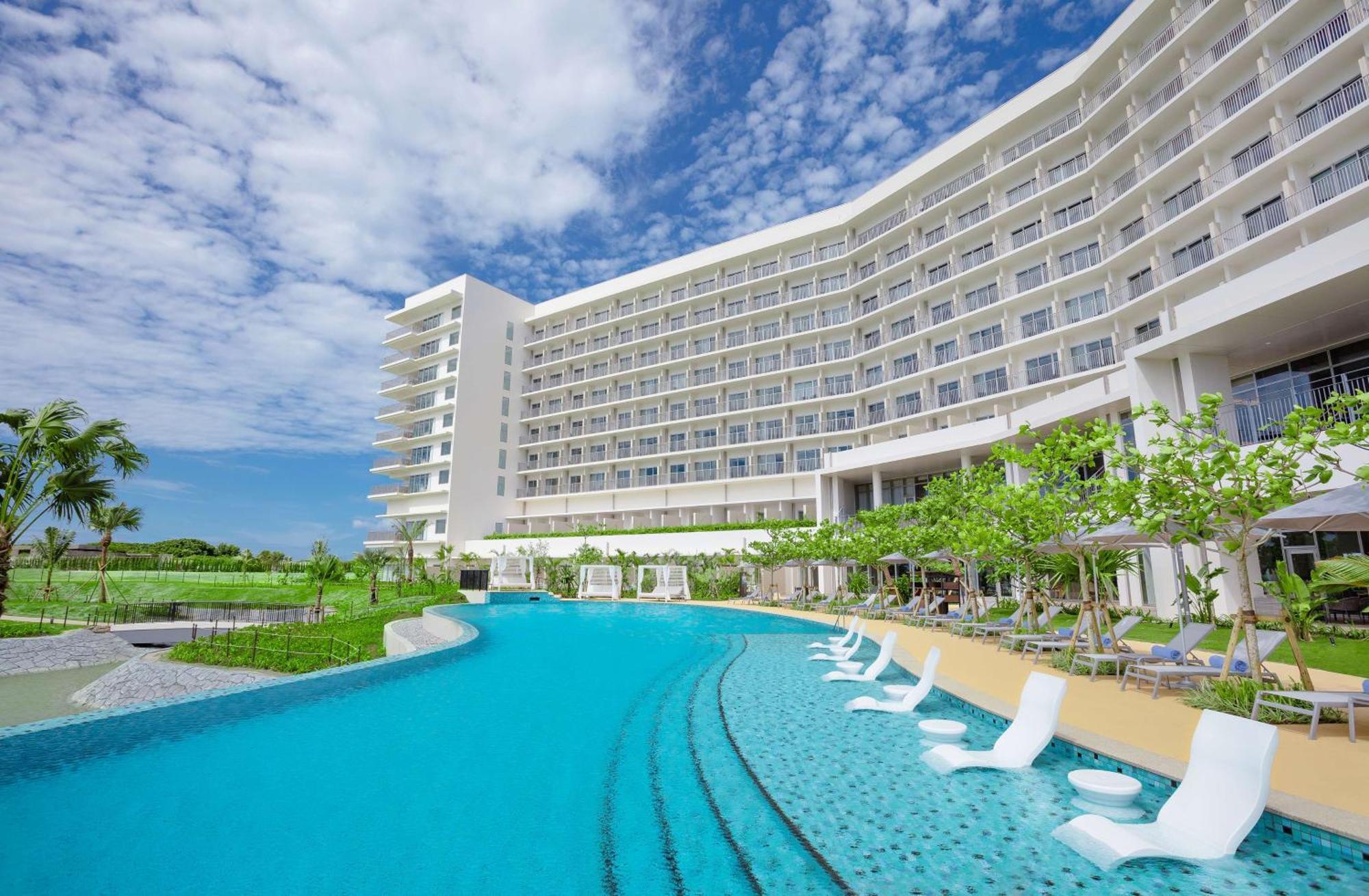 Hilton Okinawa Sesoko Resort Motobu Exterior photo