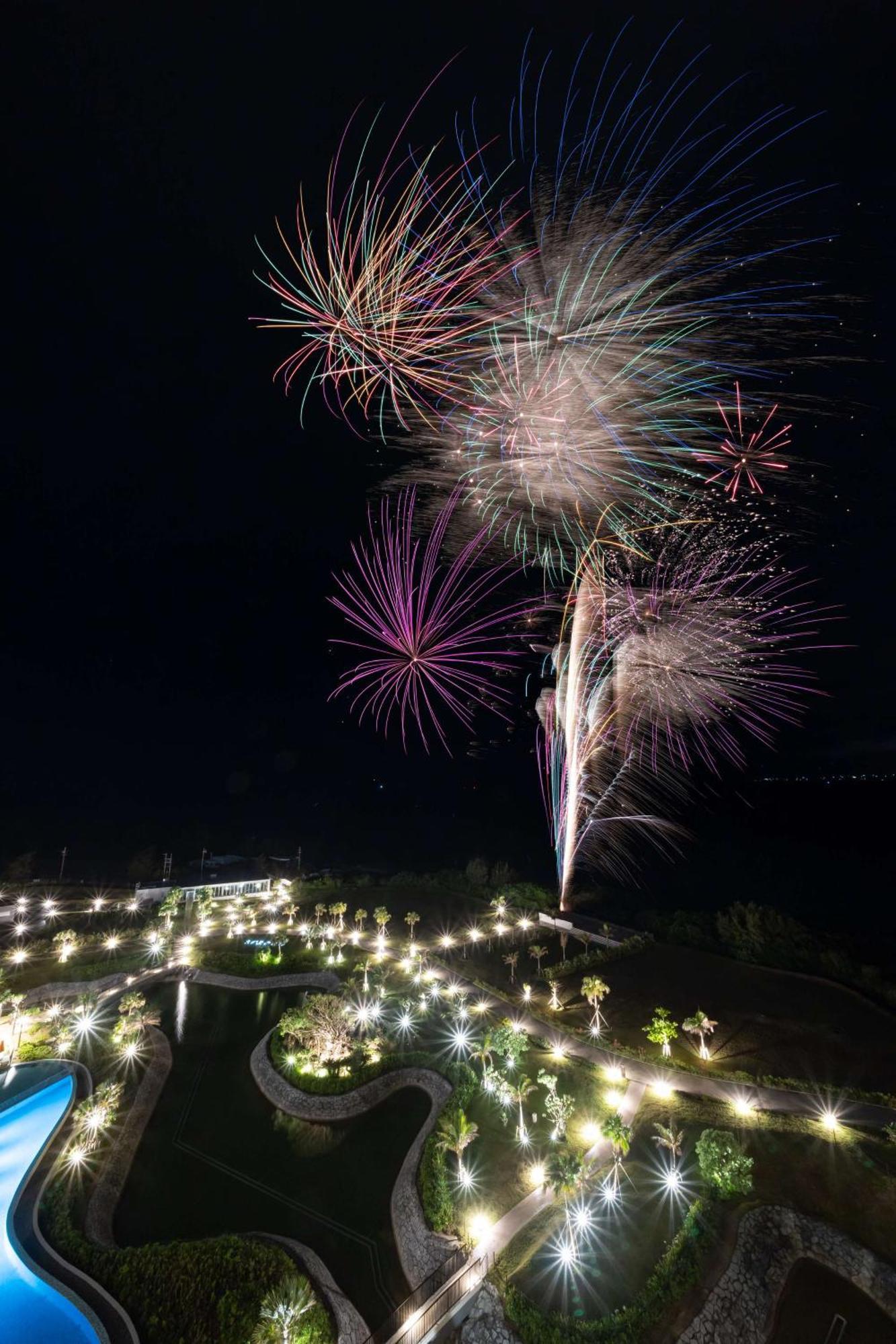 Hilton Okinawa Sesoko Resort Motobu Exterior photo